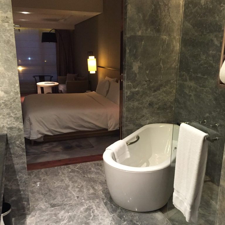 New World Beijing Hotel Bathroom New World Beijing Hotel Bathroom